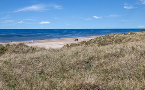 Guthfrith - 100M from the Sea: Toit, Domicile, Porte, Chalet, Ombre, Siding, Cour, Biens, Arrière-Cour