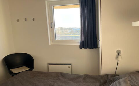 Birgitta - 150M from the Sea: Sol, Design Intérieur, Chambre, Sol, Lit, Plafond, Pièce, Drap De Lit, Meubles, Literie