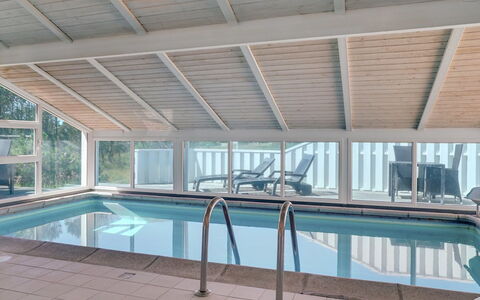 Gorica - 450M from the Sea: Toit, Maison, Zone Résidentielle, Domicile, Biens, Chalet, Conception