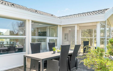 Gorica - 450M from the Sea: Toit, Maison, Zone Résidentielle, Domicile, Biens, Chalet, Conception