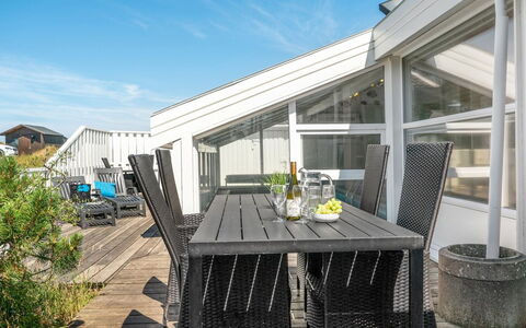 Gorica - 450M from the Sea: Toit, Maison, Zone Résidentielle, Domicile, Biens, Chalet, Conception