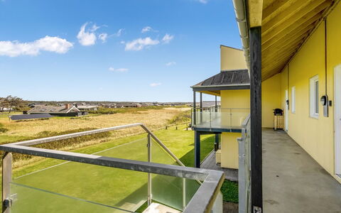 Salka - 150M from the Sea: Biens, Ombre, Pelouse, Villa, Porche, Balcon, Daylighting, Cour