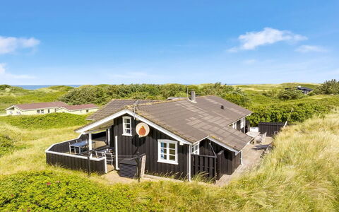 Kasperi - 250M from the Sea: Architecture, Toit, Domicile, Composite, Daylighting, Siding, Allée