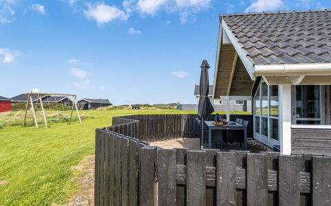 Freya - 200M from the Sea: Toit, Maison, Zone Résidentielle, Domicile, Biens, Chalet, Conception