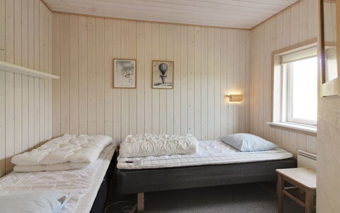 Åmunde - 150M from the Sea: Lit, Bois, Chambre, Sol, Drap De Lit, Sol, Design Intérieur, Literie, Meubles, Plafond