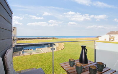 Eydis - 150M from the Sea