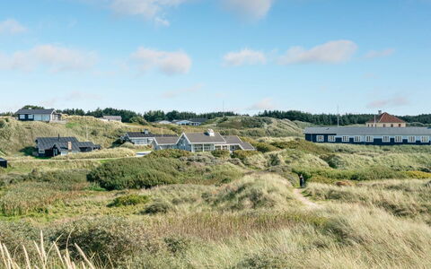Anne - 100M from the Sea: Écorégion, Paysage, Lot Terre, Zone Rurale, Plaine, Chalet, Prairie, Pente, Champ, Steppe