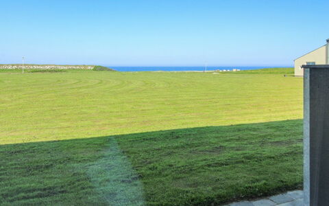 Helke - 150M from the Sea: Bleu, Herbe, Vert, Prairie, Horizon, Plaine, Lot Terre, Pelouse, Prairie