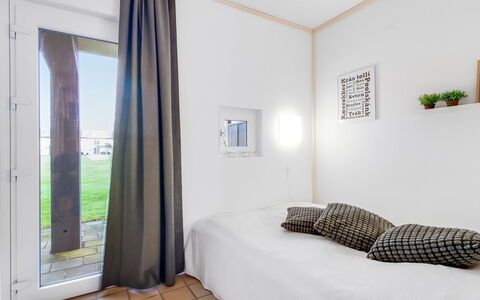 Solveg - 150M from the Sea: Design Intérieur, Mur, Sol, Sol, Bois, Lit, Plafond, Meubles, Chambre, Textile