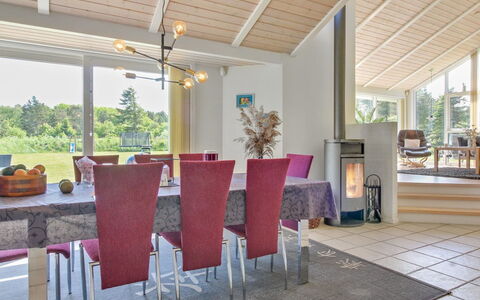 Villads - 1Km from the Sea: Bois, Maison, Chalet, Domicile, Toit, Zone Rurale, Siding, Cabane En Rondins, Batiments Jardin, Dur