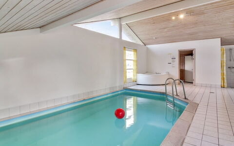 Gesine - 900M from the Sea: 