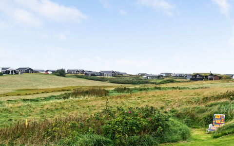 Marne - 500M from the Sea: Bois, Maison, Chalet, Domicile, Toit, Zone Rurale, Siding, Cabane En Rondins, Batiments Jardin, Dur