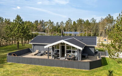 Richardine - 850M from the Sea