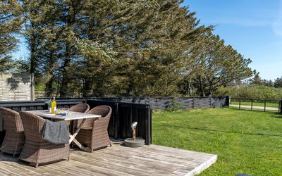 Baarde - 350M from the Sea
