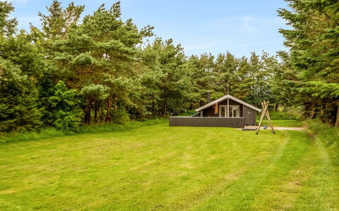 Gerlinde - 600M from the Sea: Herbe, Prairie, Lot Terre, Chalet, Zone Rurale, Prairie, Batiments Jardin, Jardin, Cabanon