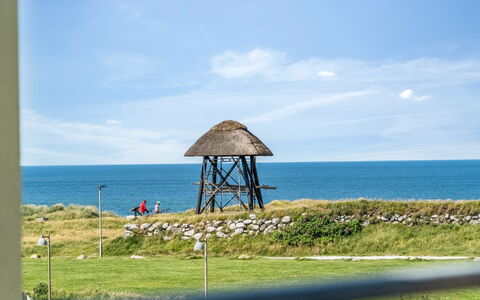 Brod - 150M from the Sea: Piscine, Mobilier De Jardin, Meubles, Recours, Dalle, Eco Hôtel, Ombre, Chaise, Loisir, Biens