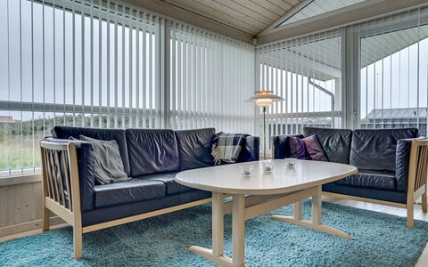Joella - 200M from the Sea: Design Intérieur, Meubles, Plafond, Sol, Sol, Canapé, Salon, Parquet, Chaise
