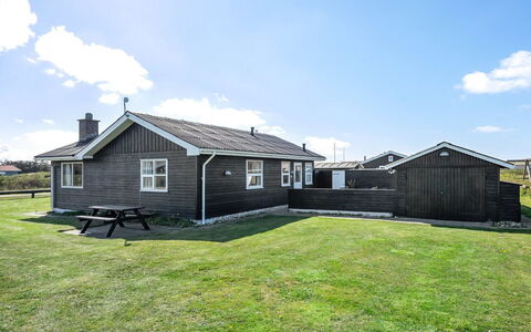 Evely - 300M from the Sea: 