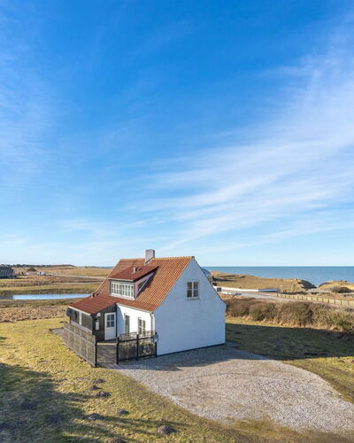 Nantje - 125M from the Sea