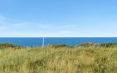 Lauri - 350M from the Sea: Toit, Maison, Zone Résidentielle, Domicile, Biens, Chalet, Conception