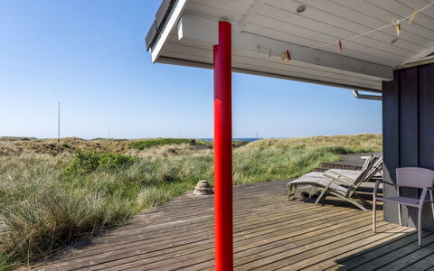 Lauri - 350M from the Sea: Toit, Maison, Zone Résidentielle, Domicile, Biens, Chalet, Conception