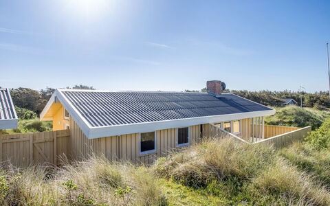 Estefania - 450M from the Sea: Meubles, Design Intérieur, Chaise, Sol, Table, Recours, Sol, Plafond, Pièce, Eco Hôtel