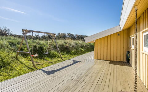 Estefania - 450M from the Sea: Meubles, Design Intérieur, Chaise, Sol, Table, Recours, Sol, Plafond, Pièce, Eco Hôtel