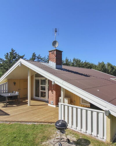Eden - 800M from the Sea