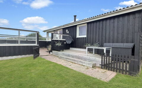 Steffenie - 400M from the Sea