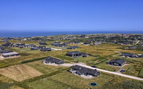 Mattis - 650M from the Sea: Zone Résidentielle, Paysage, Lot Terre, Plaine, Banlieue, Photographie Aérienne, Océan, Côte, Champ, Vue Du Ciel