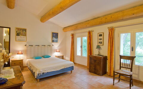 Les Cotes: Pièce, Meubles, Propriété, Chambre, Lit, Bâtiment, Design Intérieur, Drap De Lit, Cadre De Lit, Maison