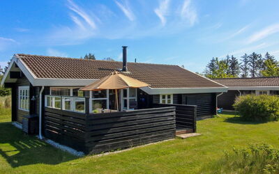 Awarth - 500M from the Sea