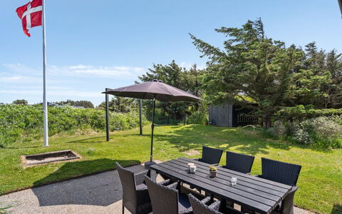 Marit - 150M from the Sea: Communauté Des Plantes, Lumière Du Soleil, Plante Herbacée, Jardin, Plantation, Agriculture, Ferme