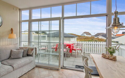 Asa - 75M from the Sea: Meubles, Design Intérieur, Chaise, Sol, Table, Recours, Sol, Plafond, Pièce, Eco Hôtel