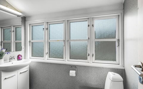 Ima - 60M from the Sea: Bois, Sol, Sauna, Sol, Tache De Bois, Dur, Plafond, Parquet, Planche, Conception