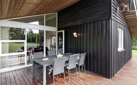 Beeke - 1.4Km from the Sea: Bois, Parquet, Sol, Porche, Architecture, Dur, Domicile, Plafond, Sol, Planche