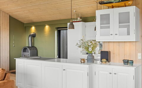 Eelin - 275M from the Sea: Sol, Bois, Design Intérieur, Sol, Cuisine, Meubles, Cabinetry, Luminaire, Plafond, Comptoir