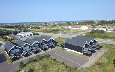 Katharine - 600M from the Sea