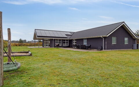 Berenika - 500M from the Sea: Bois, Toit, Architecture, Domicile, Maison, Chalet, Siding, Dur, Pente, Biens