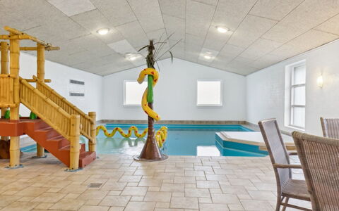 Berenika - 500M from the Sea: Bois, Toit, Architecture, Domicile, Maison, Chalet, Siding, Dur, Pente, Biens