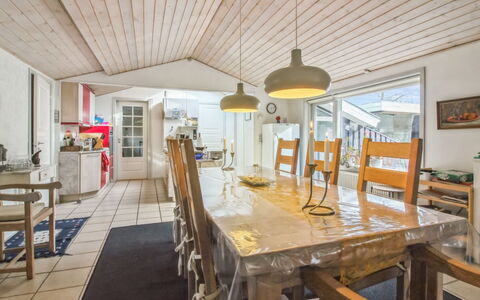 Antonella - 850M from the Sea: 