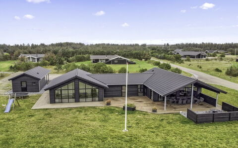 Juho - 900M from the Sea: Maison, Domicile, Toit, Chalet, Lot Terre, Biens, Ferme, Village, Ferme
