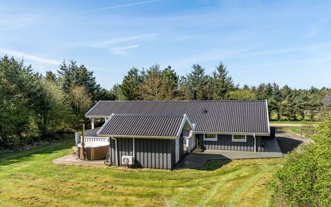 Elsemaria - 1.3Km from the Sea: Toit, Maison, Zone Résidentielle, Domicile, Biens, Chalet, Conception