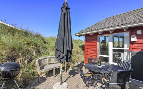 Har - 400M from the Sea: Meubles, Design Intérieur, Chaise, Sol, Table, Recours, Sol, Plafond, Pièce, Eco Hôtel