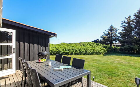 Daren - 600M from the Sea: Toit, Maison, Zone Résidentielle, Domicile, Biens, Chalet, Conception