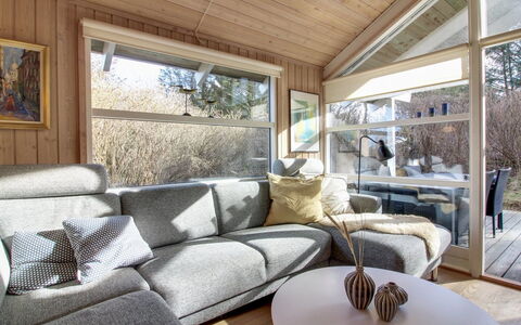 Ømod - 300M from the Sea: Bois, Domicile, Maison, Chalet, Salon, Dur, Cabane En Rondins, Canapé, Plante D'Appartement