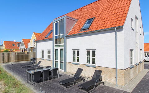 Halldis - 600M from the Sea: Maison, Toit, Domicile, Chalet, Biens, Ferme, Villa, Porche, Siding