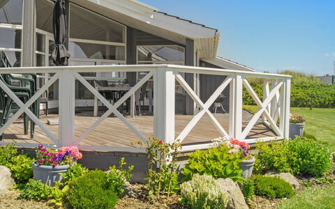 Tayna - 300M from the Sea: Domicile, Chalet, Porche, Siding, Ferme, Structure En Plein Air
