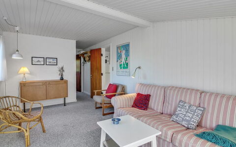 Greet - 700M from the Sea: Toit, Maison, Domicile, Chalet, Siding, Biens, Allée, Batiments Jardin, Cour, Cabanon