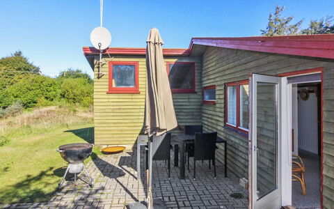 Greet - 700M from the Sea: Toit, Maison, Domicile, Chalet, Siding, Biens, Allée, Batiments Jardin, Cour, Cabanon